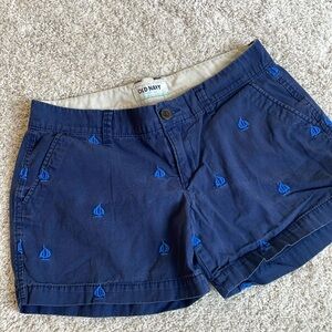 Old Navy sailboat chino shorts